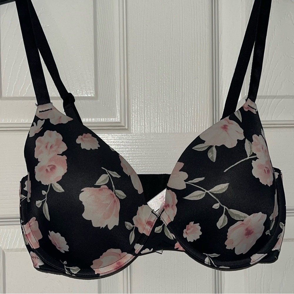 PINK by Victoria’s Secret - Bra 34DD